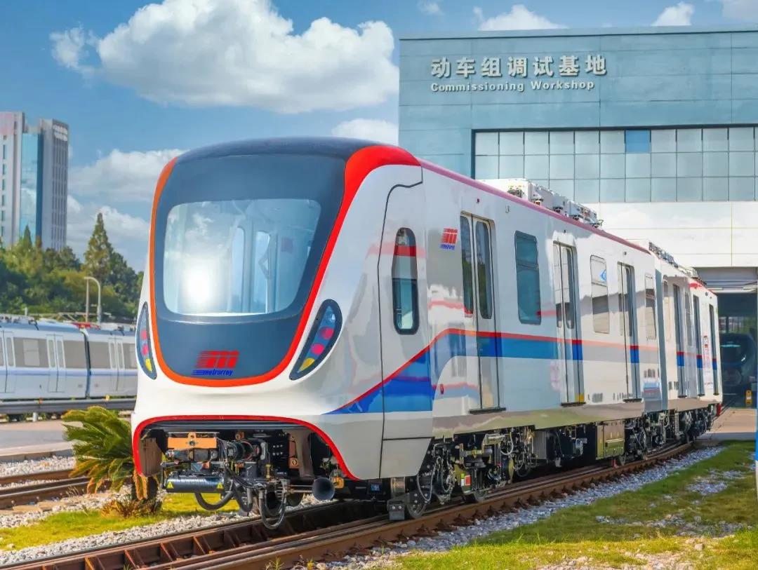 “中國造”輕軌首次駛?cè)肽鞲?忠旺獨家供貨全部車體鋁擠壓材